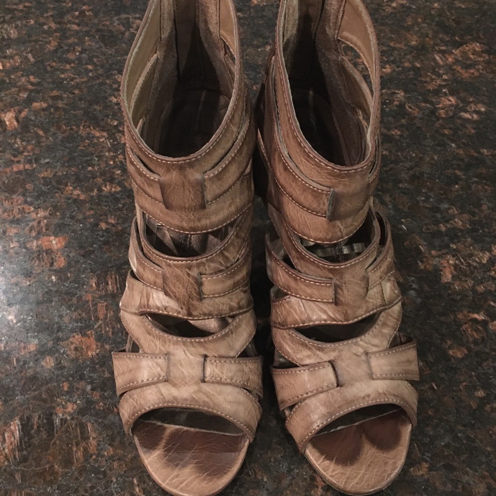 New Directions Sandals